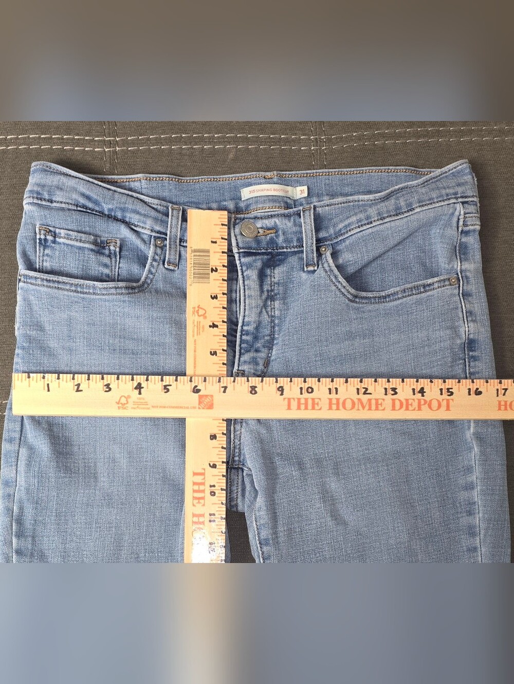 🔥Levi Strauss Shaping Bootcut Jeans Light Wash Blue 31/32 Signature Denim - Picture 7 of 8